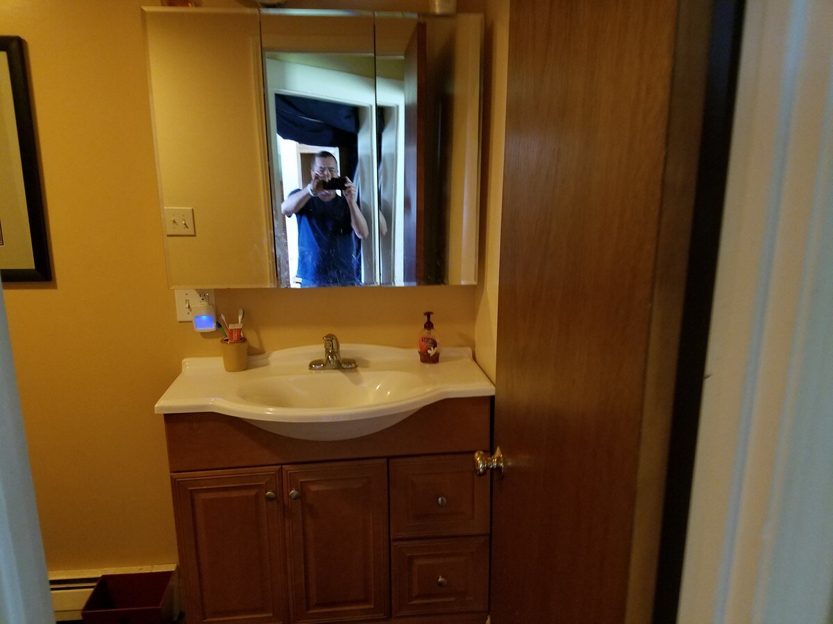 293 Laconia Rd, Tilton, NH 03276