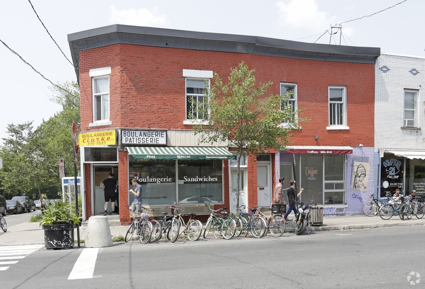 23-29 Rue Saint-Viateur O, Montréal, QC for sale - Building Photo - Image 2 of 2