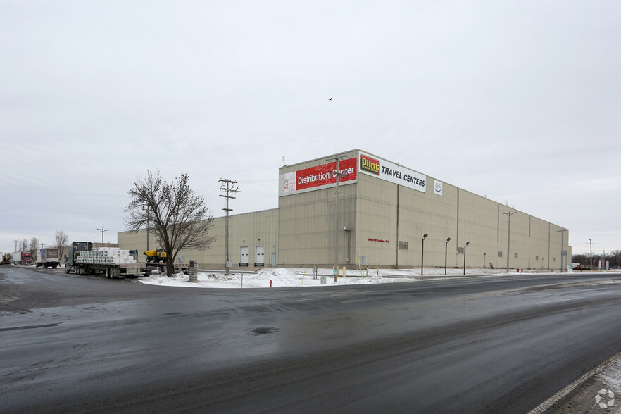 11600 Courthouse Blvd, Inver Grove Heights, MN for lease - Building Photo - Image 3 of 7