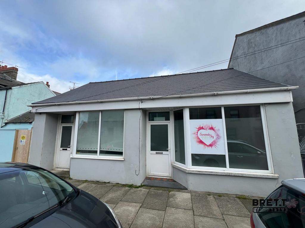 123-125 High St, Milford Haven for sale Building Photo- Image 1 of 7