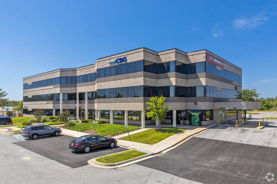 12200 Tech Rd, Silver Spring, MD for lease - Building Photo - Image 1 of 4