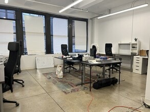 262 W 38th St, New York, NY for lease Interior Photo- Image 1 of 2