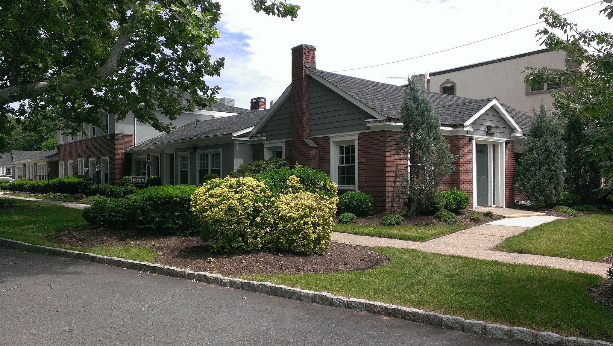 65 E Northfield Rd, Livingston, NJ for lease Building Photo- Image 1 of 11