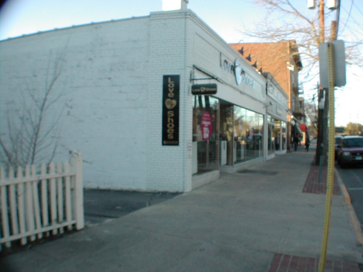 216 Deer Park Ave, Babylon, NY 11702 Property Record