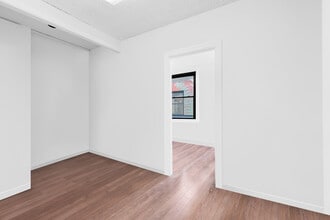 1392-1400 Rue Sainte-Catherine O, Montréal, QC for lease Interior Photo- Image 1 of 7