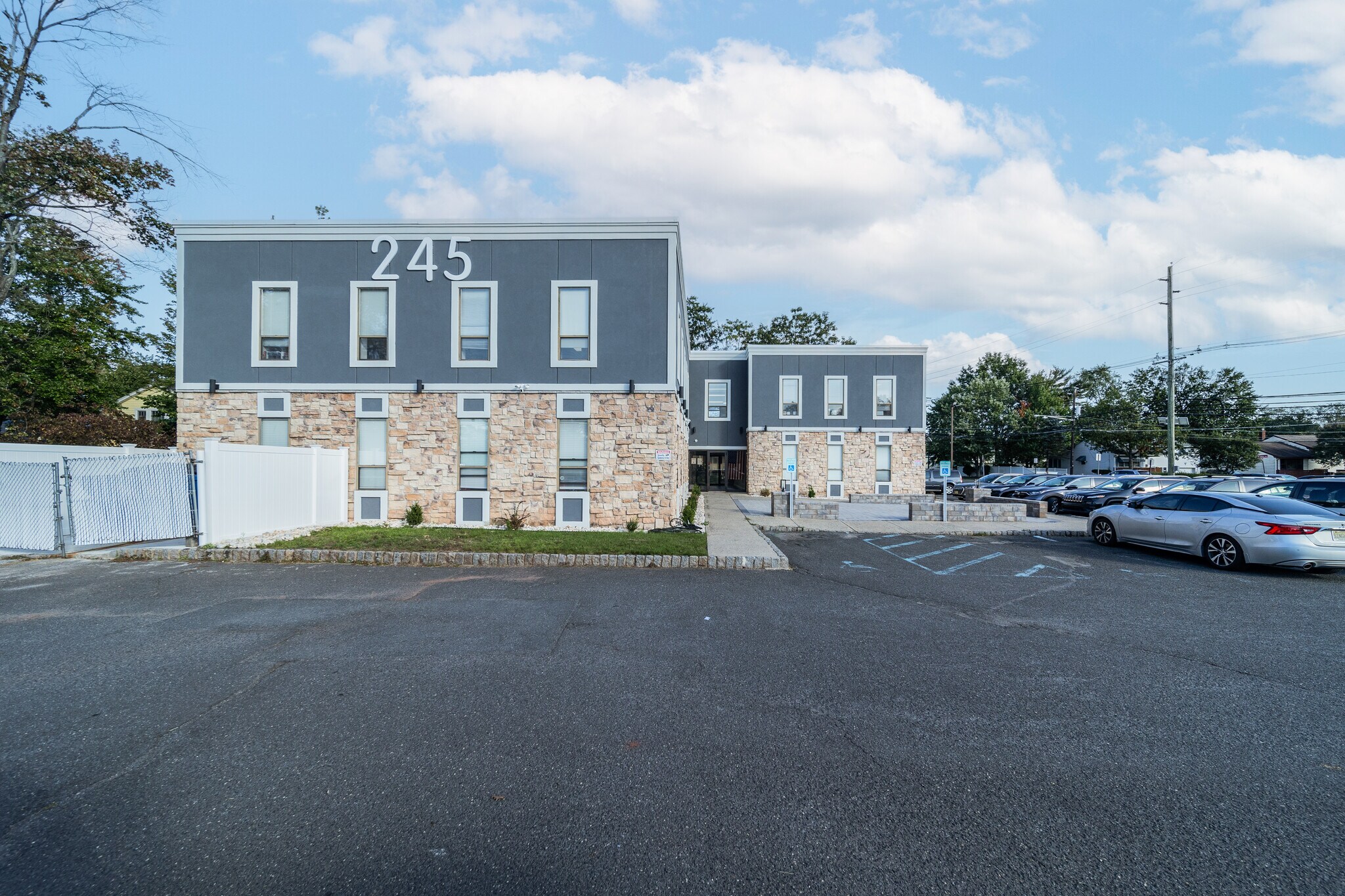 245 Union Ave, Bridgewater, NJ for sale Primary Photo- Image 1 of 1