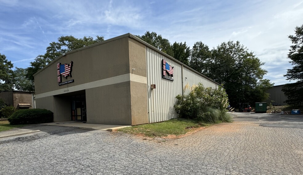 10035 Pelham Rd, Simpsonville, SC for lease - Building Photo - Image 2 of 6