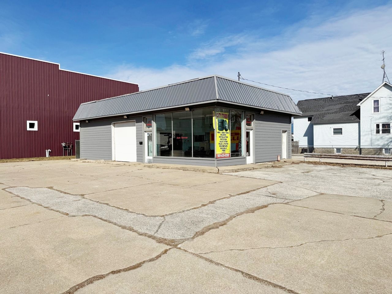 200 Salzburg Ave, Bay City, MI for sale Building Photo- Image 1 of 3