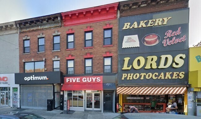 2135 Nostrand Ave, Brooklyn, NY for lease - Building Photo - Image 1 of 1