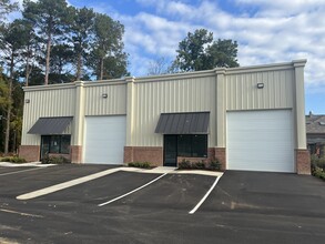 617 Bonanza Dr, Fayetteville, NC for lease Building Photo- Image 1 of 12