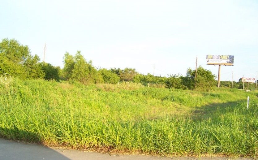 2805 SE Interstate 35, Hillsboro, TX for sale - Primary Photo - Image 1 of 10