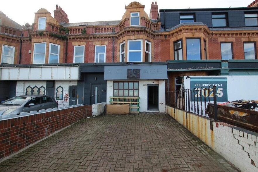 12-17 East Parade, Whitley Bay for lease - Building Photo - Image 2 of 10