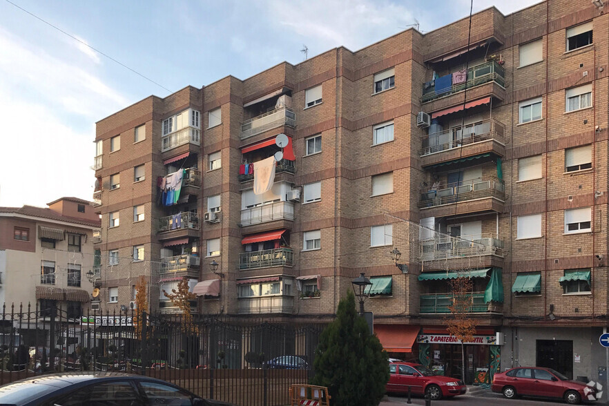 Calle Cardoso, 1, Torrejón de Ardoz, Madrid for sale - Building Photo - Image 1 of 2