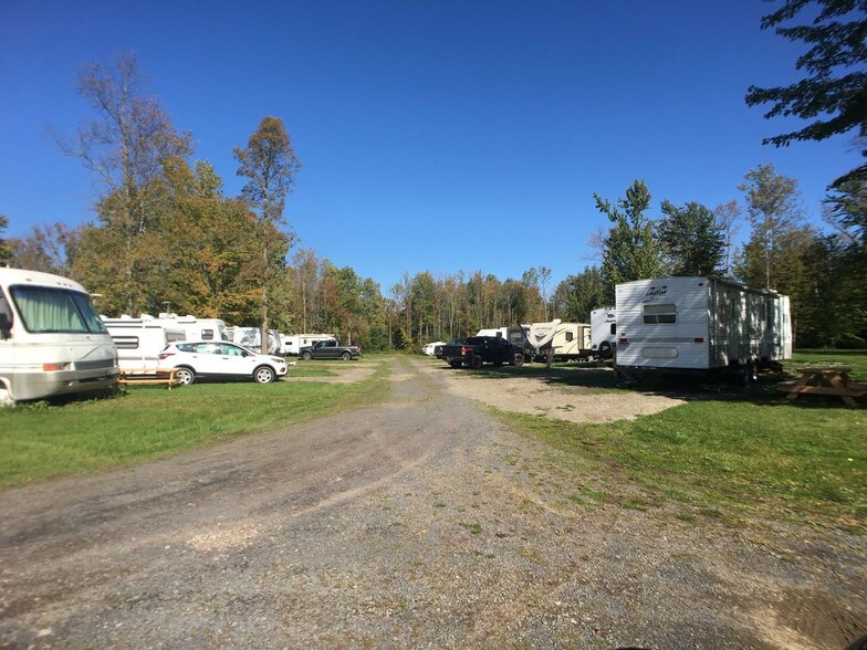 7669 State Route 104, Oswego, NY for sale - Primary Photo - Image 1 of 1