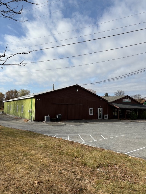 1064 Memorial Hwy, Oley, PA for lease Building Photo- Image 1 of 5