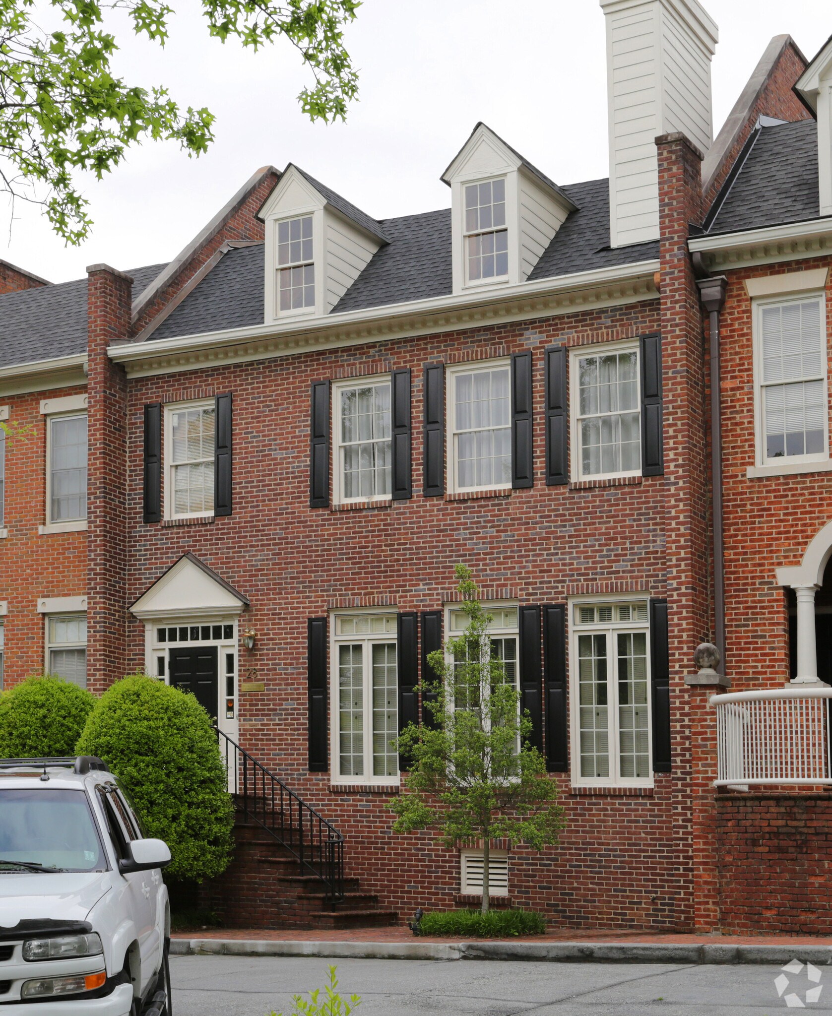 28 Lenox Pointe Ne, Atlanta, GA for sale Building Photo- Image 1 of 1