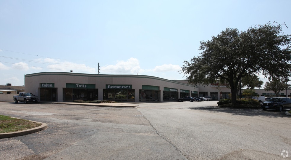 11037 W FM-1960, Houston, TX for lease - Building Photo - Image 2 of 14