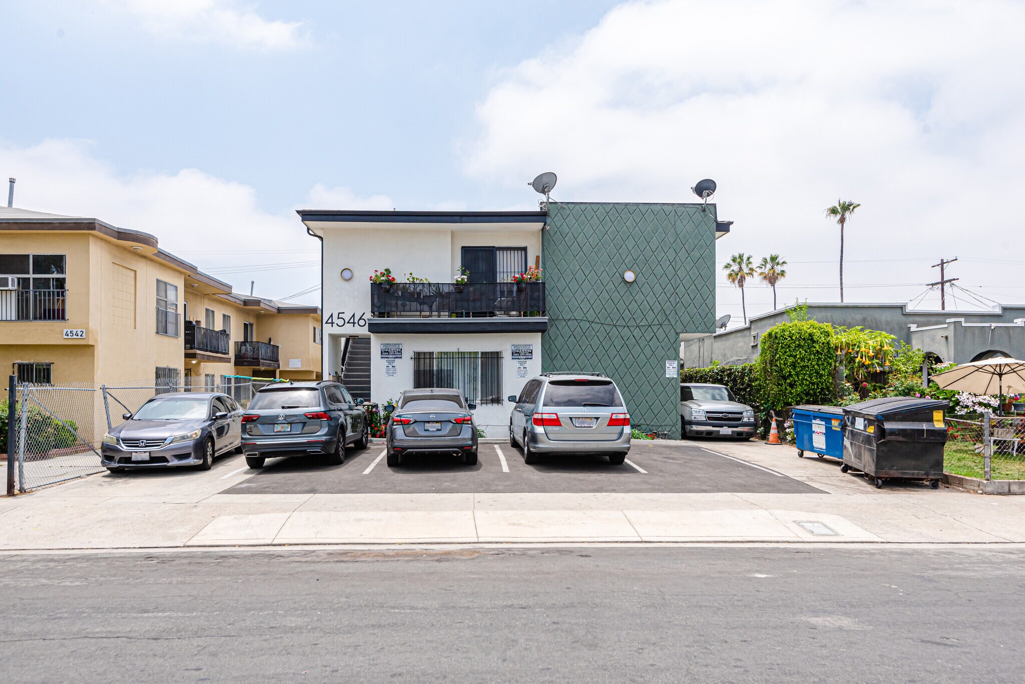 4546 W 17th St, Los Angeles, CA for sale Primary Photo- Image 1 of 33