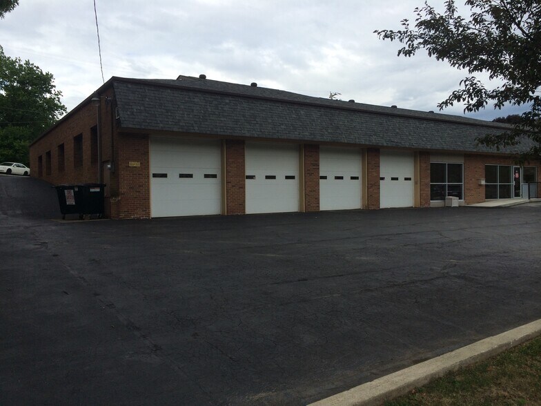 5882 Kennedy Ave, Export, PA 15632
