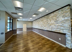 8-20 Prestige Plaza Dr, Miamisburg, OH for lease Lobby- Image 2 of 22