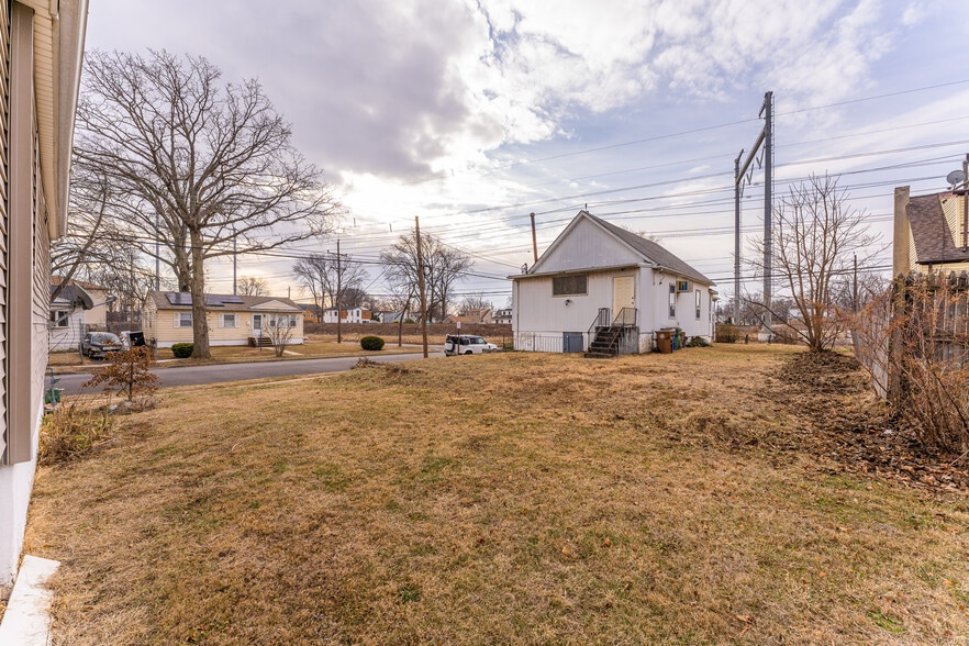 900 E Baltimore Ave, Linden, NJ for sale - Building Photo - Image 2 of 20