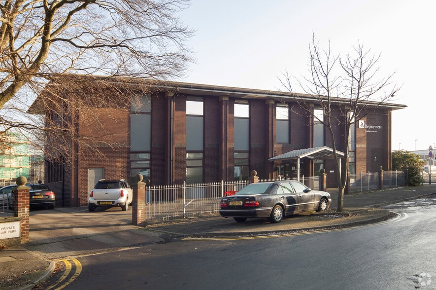 133 Manchester Rd, Rochdale for lease - Building Photo - Image 3 of 3