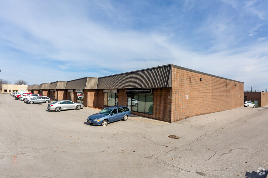 5109 Harvester Rd, Burlington, ON for lease - Primary Photo - Image 1 of 4