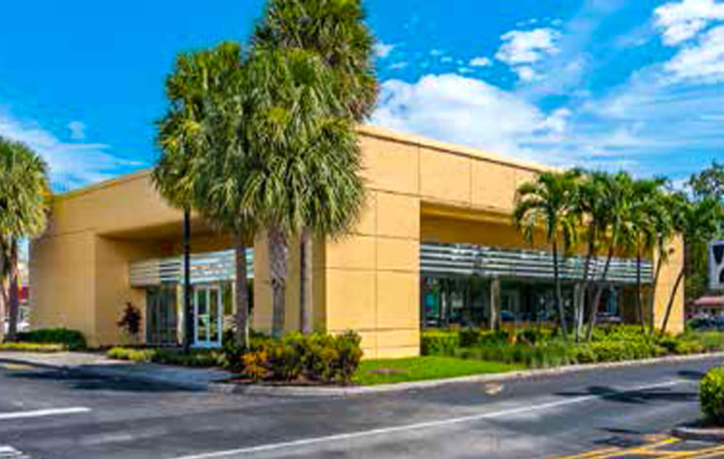 3325 W Hillsboro Blvd, Deerfield Beach, FL 33442