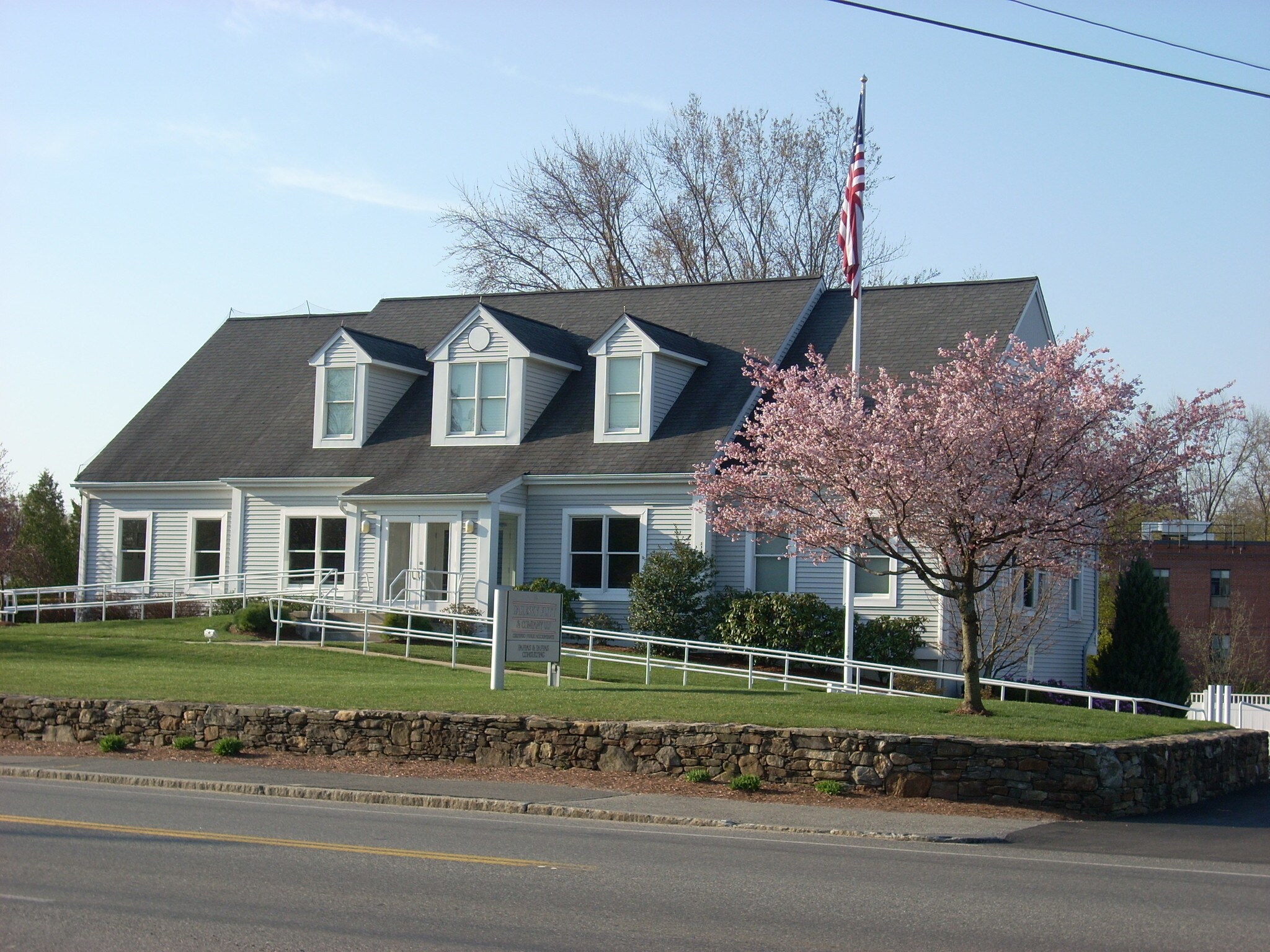 14 W Plain St, Wayland, MA for sale Primary Photo- Image 1 of 1
