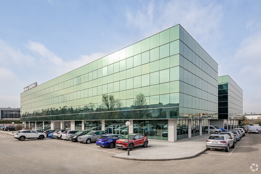 Avenida de Fuencarral, 24, Alcobendas, Madrid for lease - Building Photo - Image 3 of 3