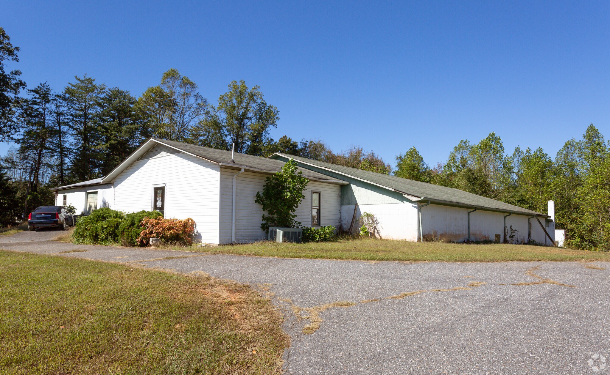 6569 Rhoney Rd, Connellys Springs, NC for sale Primary Photo- Image 1 of 1