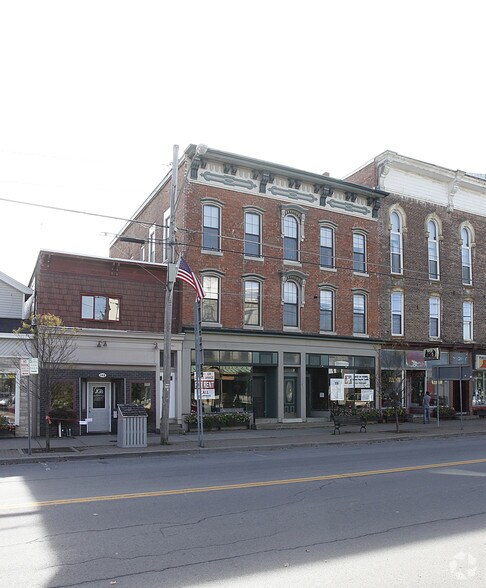 140 Main St, Richfield Springs, NY for sale - Primary Photo - Image 1 of 1