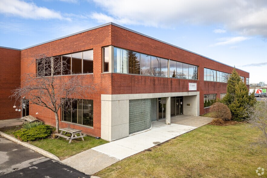 2075 52e Av, Montréal, QC for sale - Primary Photo - Image 1 of 1