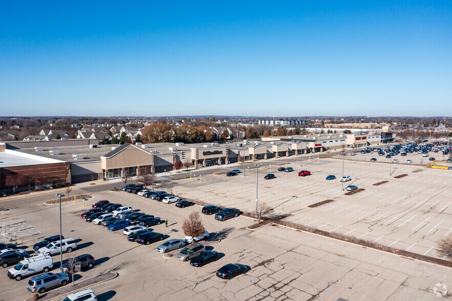201-491 N Randall Rd, Batavia, IL for sale - Aerial - Image 1 of 1