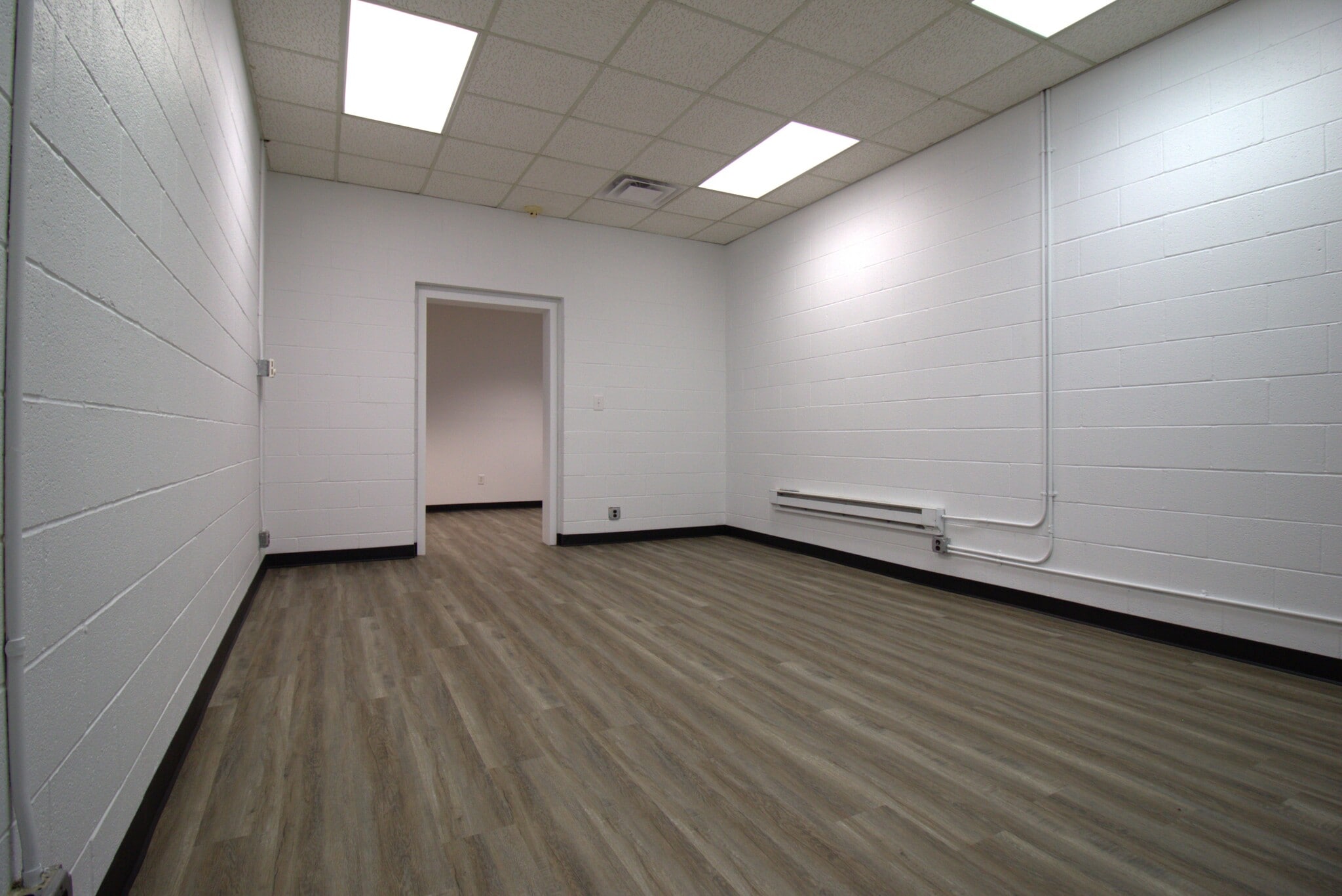 127-133 W Michigan Ave, Ypsilanti, MI for lease Interior Photo- Image 1 of 4