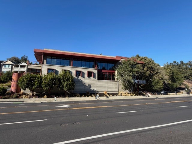 3722 MT Diablo Blvd, Lafayette, CA for sale - Building Photo - Image 2 of 16