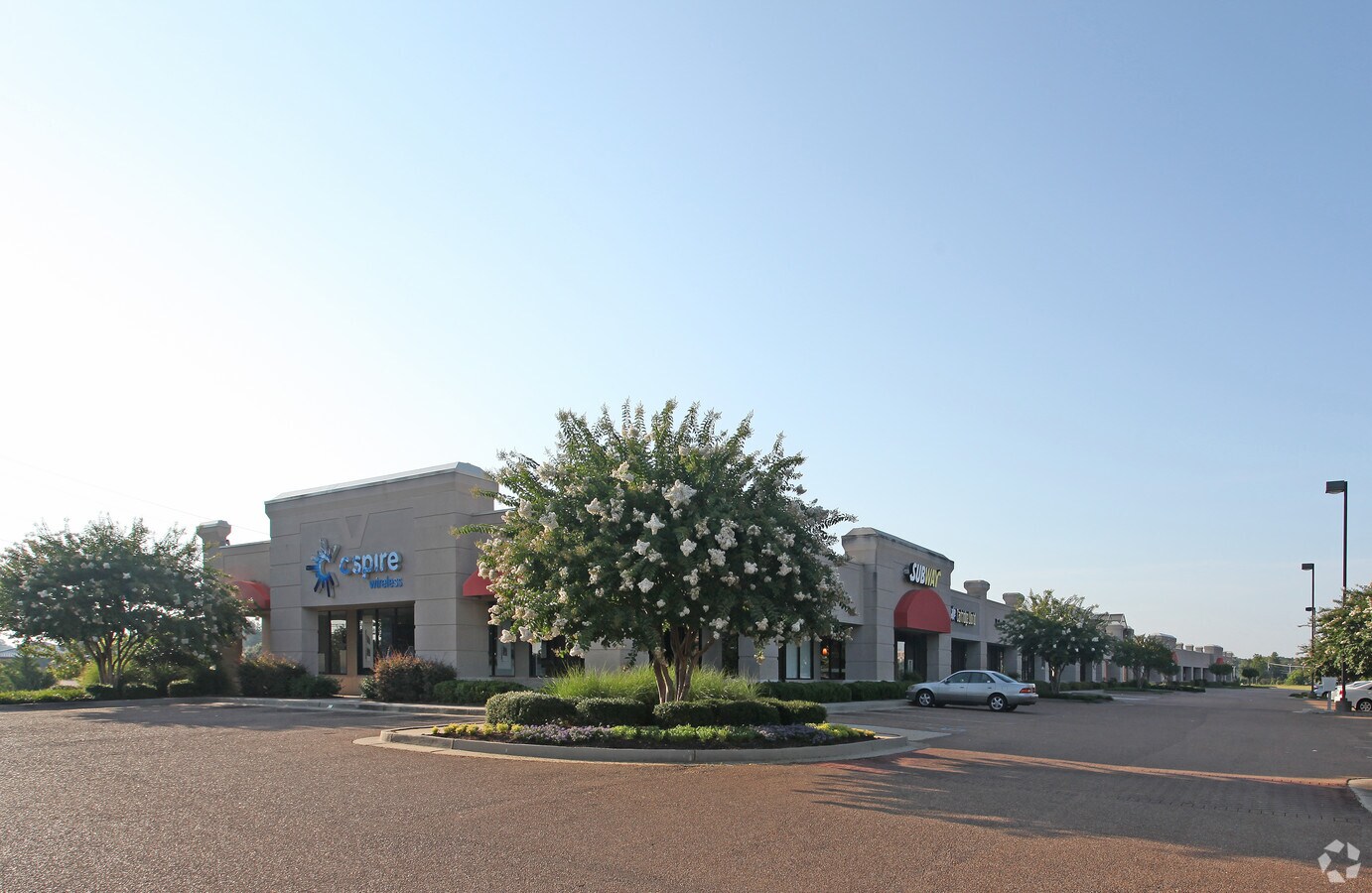 201 E Layfair Dr, Flowood, MS 39232