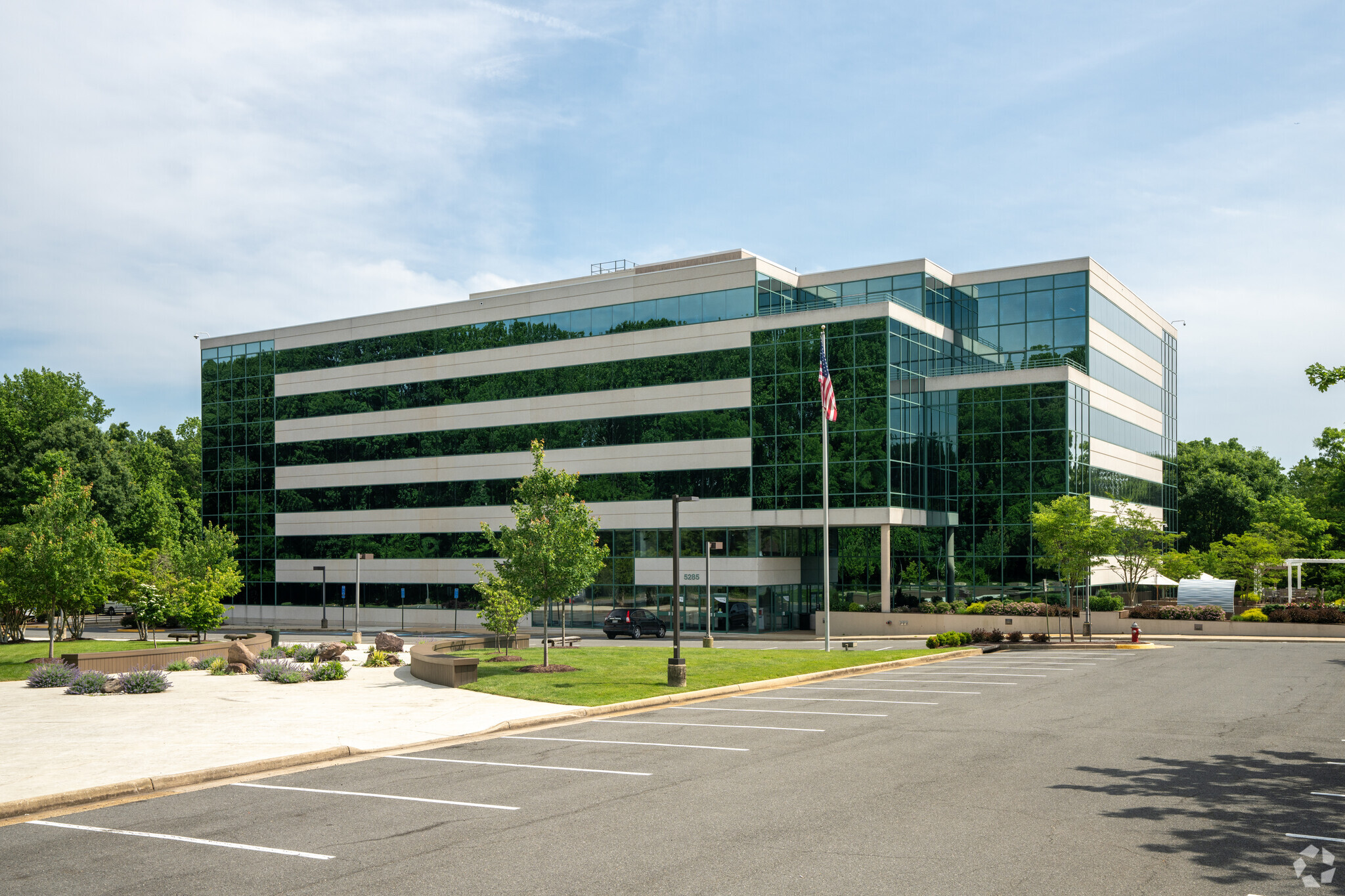 5285 Shawnee Rd, Alexandria, VA for lease Building Photo- Image 1 of 25