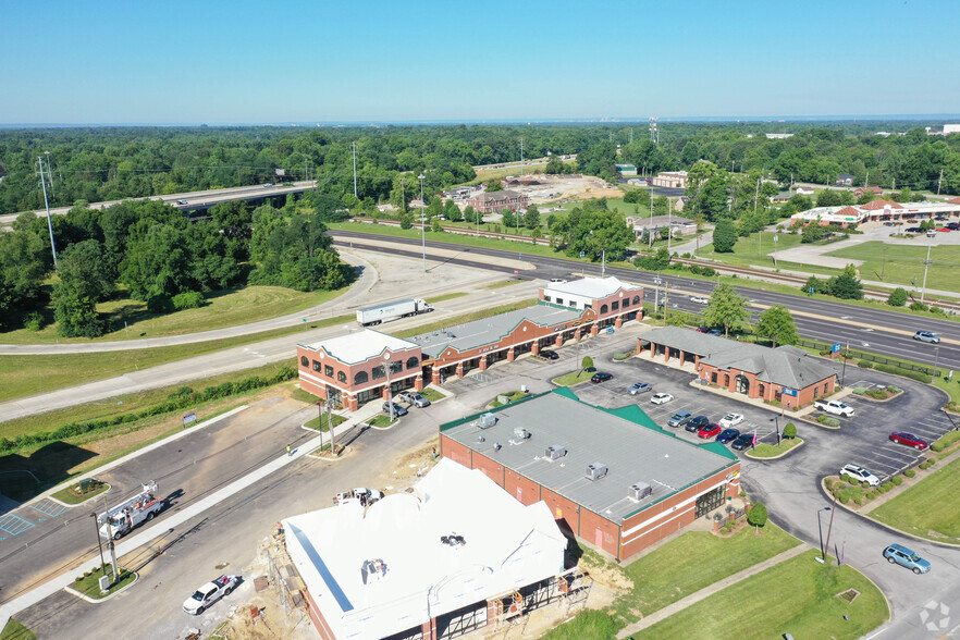 12905-12909 Factory Ln, Louisville, KY for lease - Building Photo - Image 2 of 7