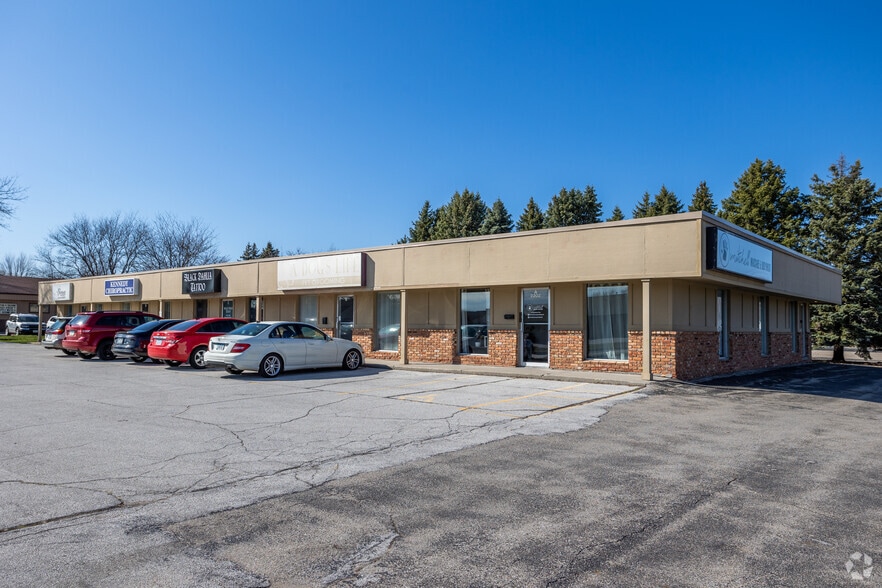 2202 W 1st St, Ankeny, IA for lease - Building Photo - Image 2 of 5