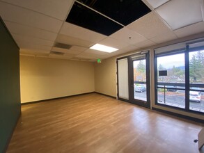 5 Financial Plz, Napa, CA for lease Interior Photo- Image 1 of 5