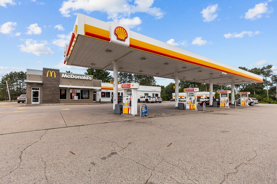 13 S US Highway 141, Crivitz, WI for sale - Building Photo - Image 1 of 1