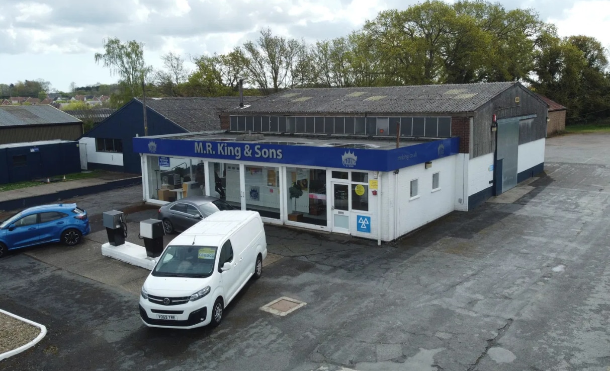 3 St. Johns Rd, Saxmundham for sale Primary Photo- Image 1 of 1