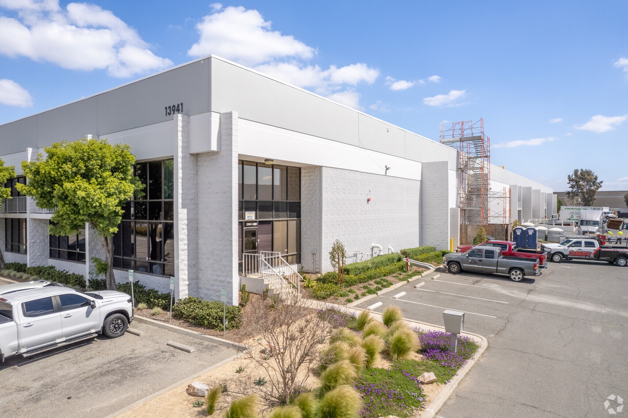 13941 Norton Ave, Chino, CA for lease Primary Photo- Image 1 of 6