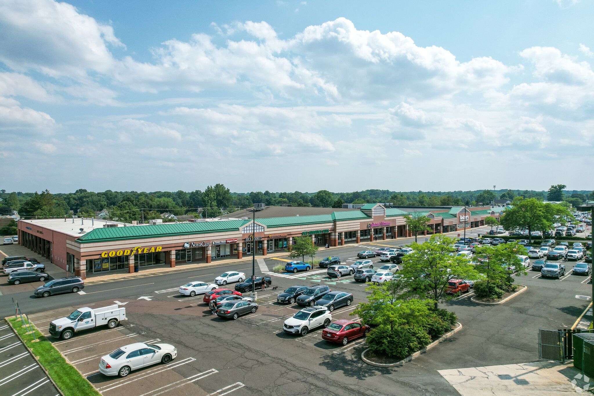 1279 Lincoln Hwy, Levittown, PA for lease Building Photo- Image 1 of 15