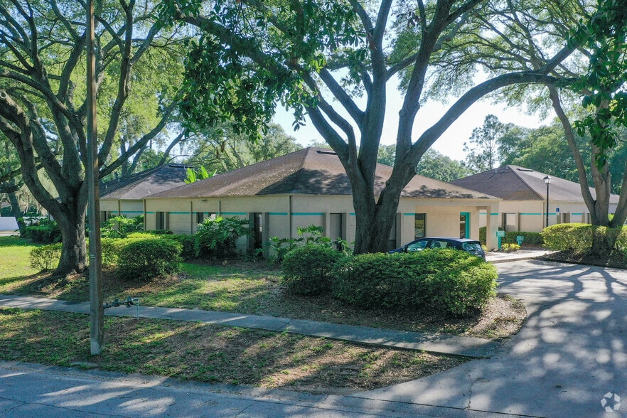 330 W Bearss Ave, Tampa, FL for lease - Building Photo - Image 3 of 21