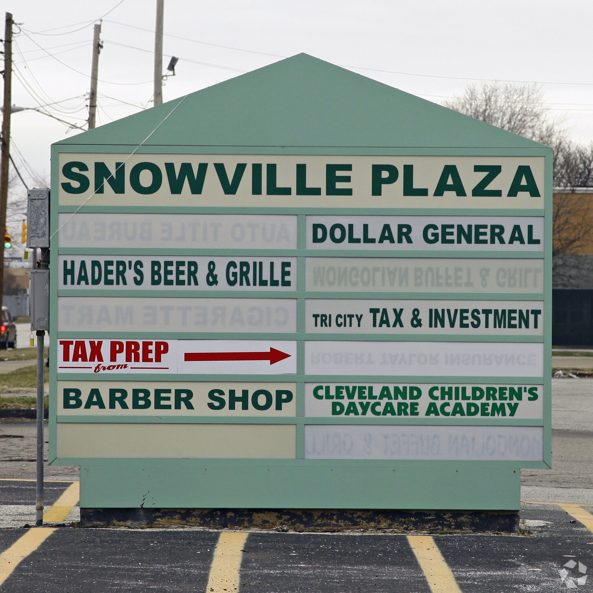 57225785 Chevrolet Blvd, Parma, OH 44130 Snowville Plaza