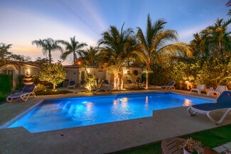 More details for 1110 NW 7th Ave, Fort Lauderdale, FL - Hospitality for Sale