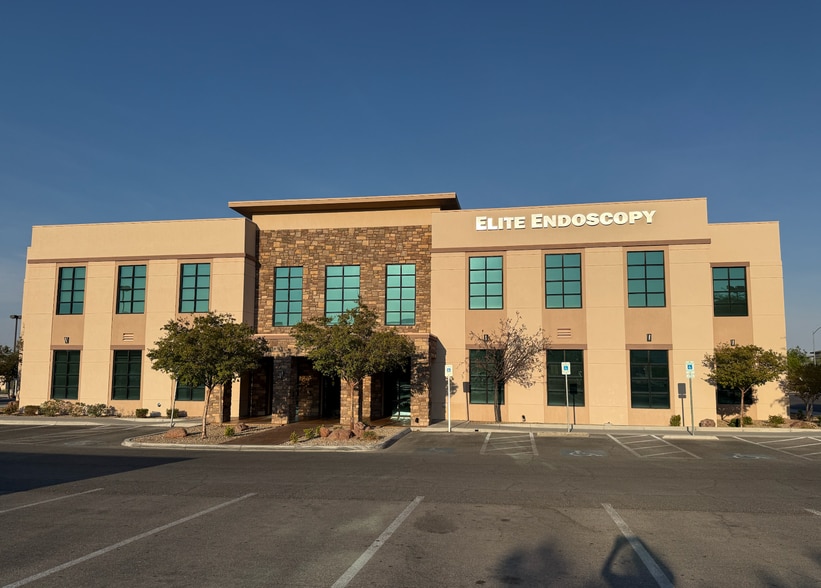 9120 W Post Rd, Las Vegas, NV for lease - Building Photo - Image 3 of 16