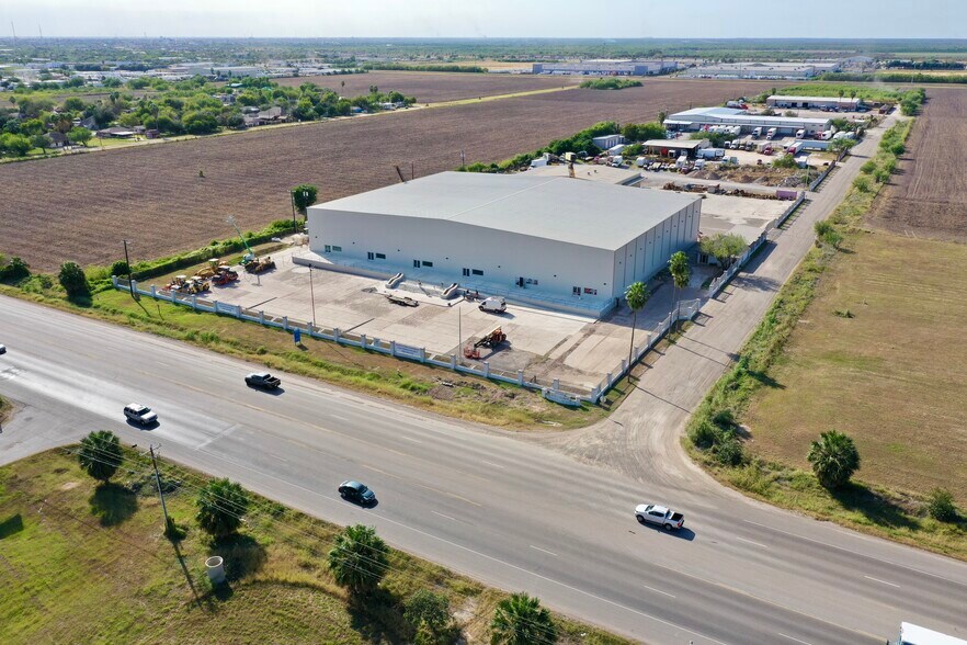 1910 S 10th St, Hidalgo, TX for lease - Building Photo - Image 2 of 2